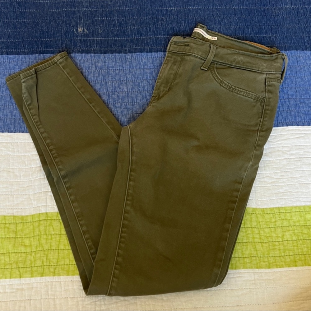 Levi's Olive Skinny Jeans for Women